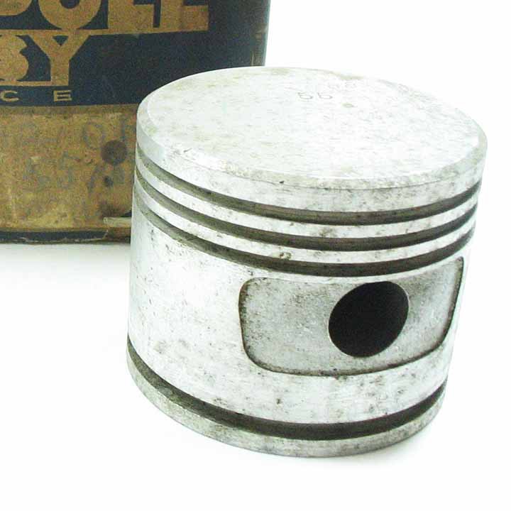 Jeu de 4 pistons complets (NEUF) Pistons 4T Chemises/Pistons
