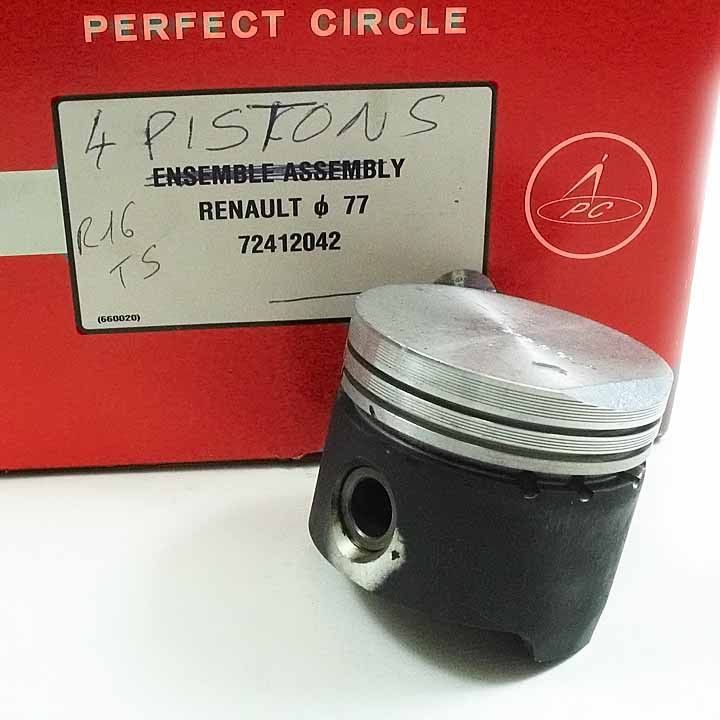 Jeu de 4 pistons complets (NEUF) Pistons 4T Chemises/Pistons